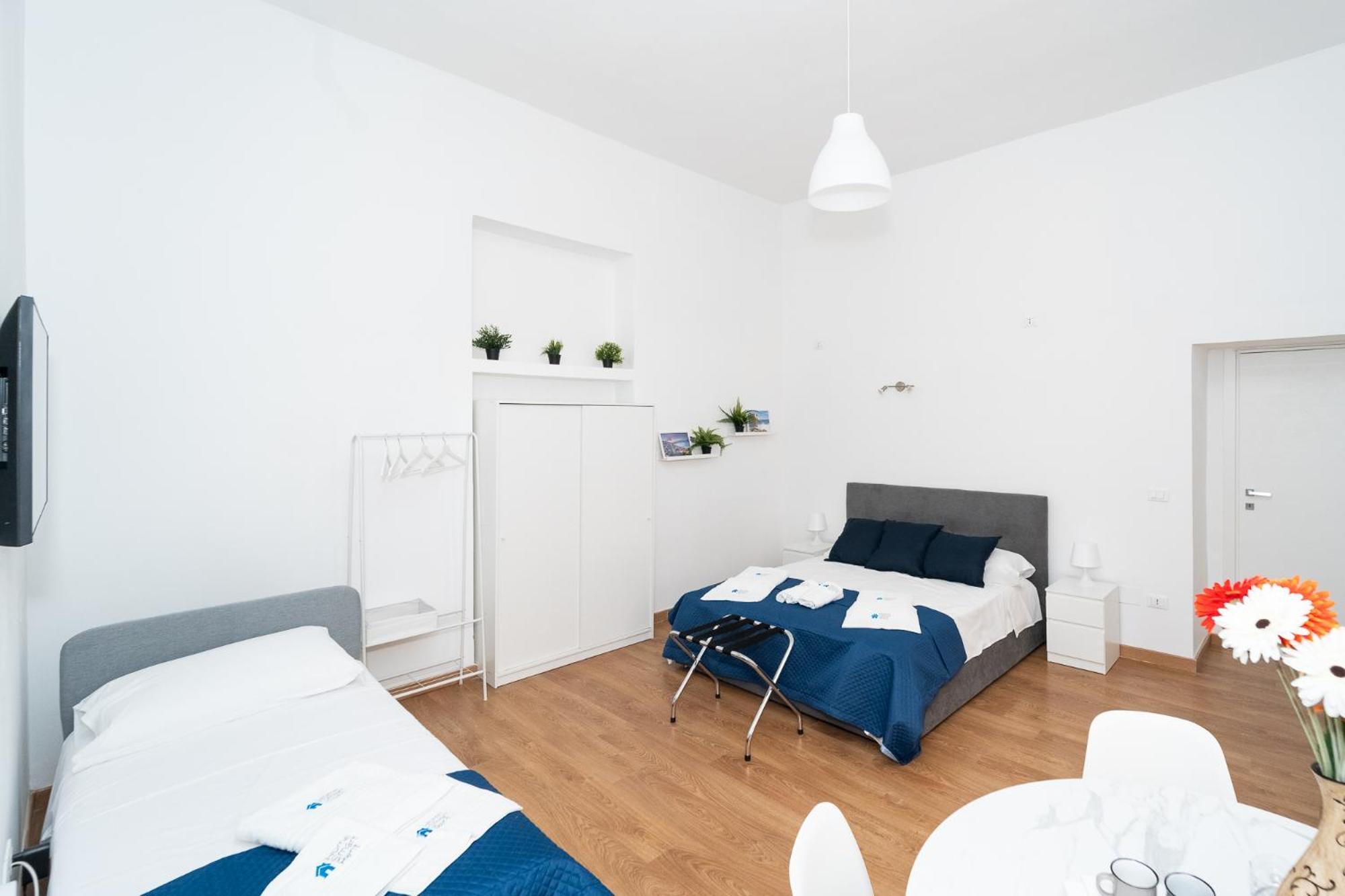 Smart Rent Nei Pressi Di Via Toledo 2 Da Letto * Naples